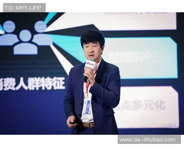 杨芳专访:从街头到舞台的蜕变与坚持之路 杨芳专访:从街头到舞台的蜕变与坚持之路